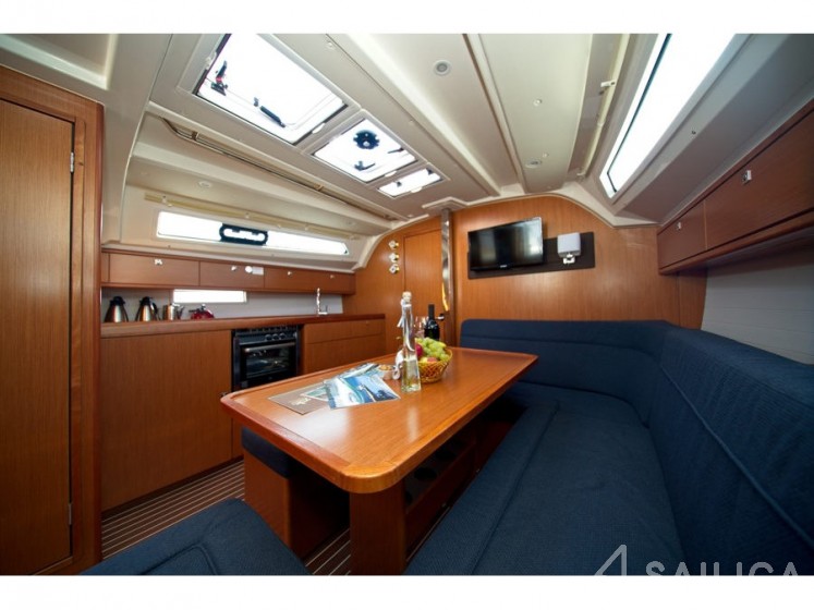Bavaria 41 Cruiser - Yacht Charter Sailica