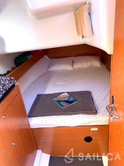 Cyclades 39.3 - Yacht Charter Sailica