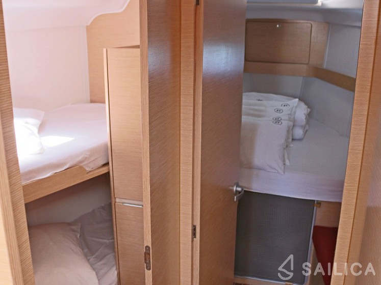 Elan 444 Impression - Yacht Charter Sailica