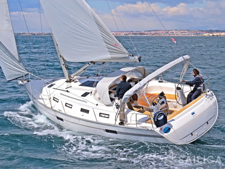 Bavaria 40 Cruiser - Yacht Charter Sailica
