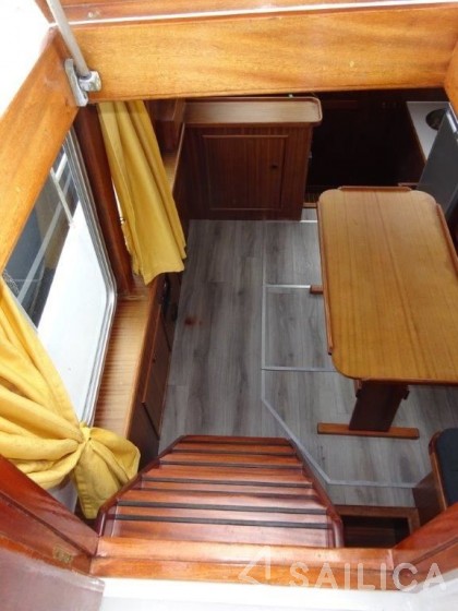 Ankerkruiser 950 - Yacht Charter Sailica