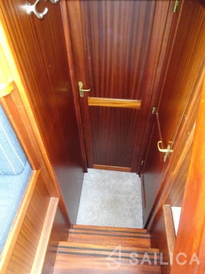 Ankerkruiser 950 - Yacht Charter Sailica