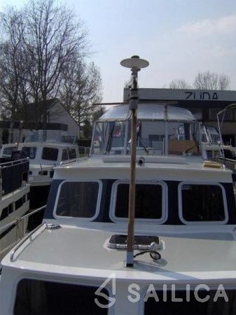 Ankerkruiser 950 - Yacht Charter Sailica