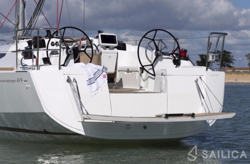 Sun Odyssey 419 - Yacht Charter Sailica