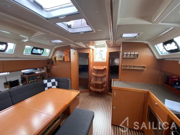 Bavaria 46 Cruiser - Yacht Charter Sailica