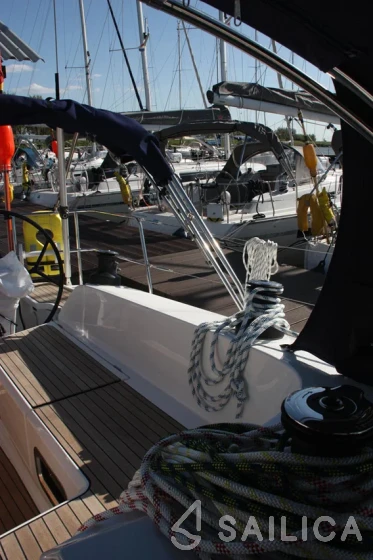 Bavaria 46 Cruiser - Yacht Charter Sailica