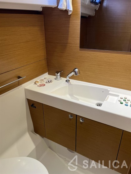Sun Odyssey 469 - Yacht Charter Sailica