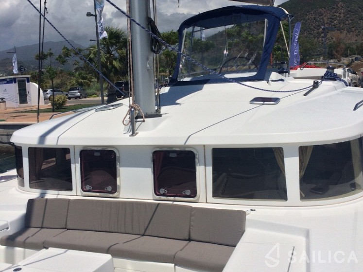 Lagoon 440 - Yacht Charter Sailica