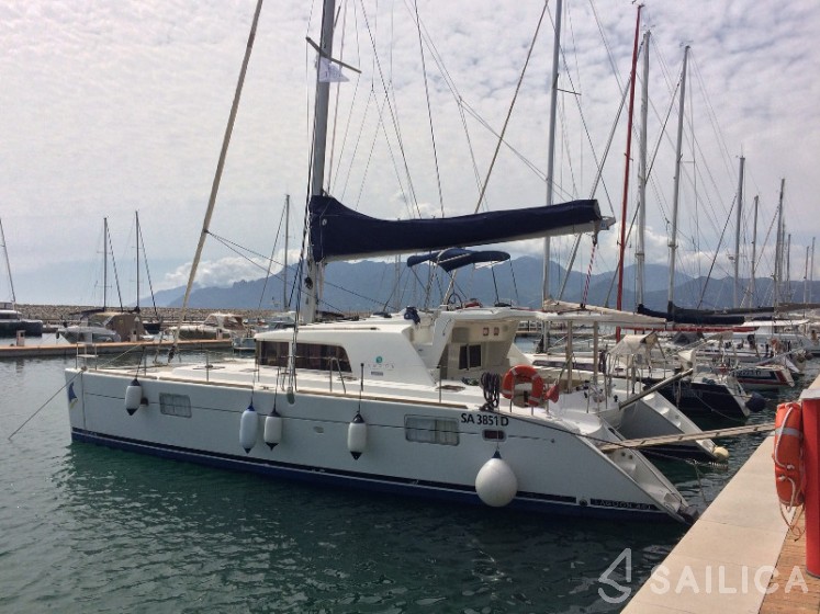 Lagoon 440 - Yacht Charter Sailica