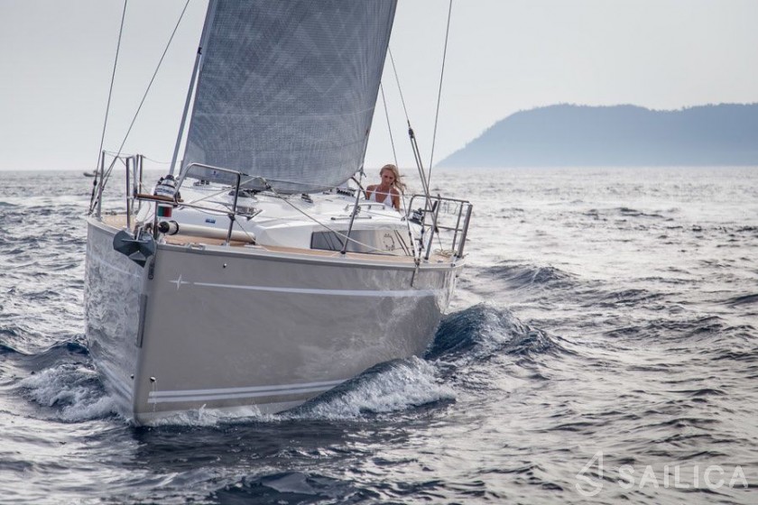 Bavaria 33 Cruiser - Yacht Charter Sailica