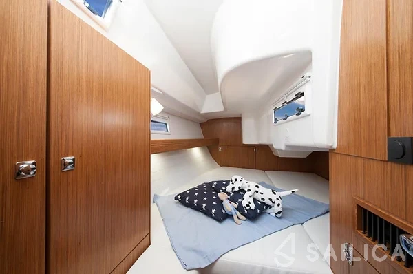 Bavaria 33 Cruiser - Yacht Charter Sailica