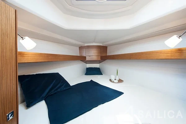 Bavaria 33 Cruiser - Yacht Charter Sailica