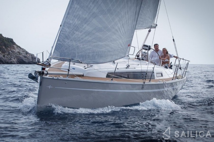 Bavaria 33 Cruiser - Yacht Charter Sailica