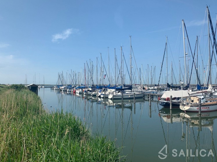 Bavaria 36 - Yacht Charter Sailica