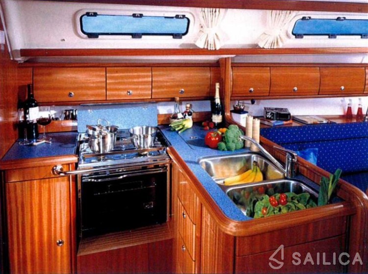 Bavaria 36 - Yacht Charter Sailica