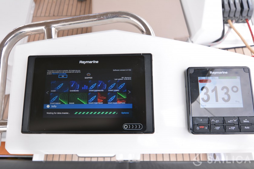 Oceanis 51.1 - Yacht Charter Sailica