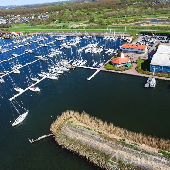 Bavaria 37 Cruiser - Yacht Charter Sailica