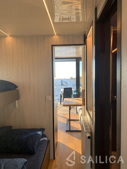 Campi 340 - Yacht Charter Sailica