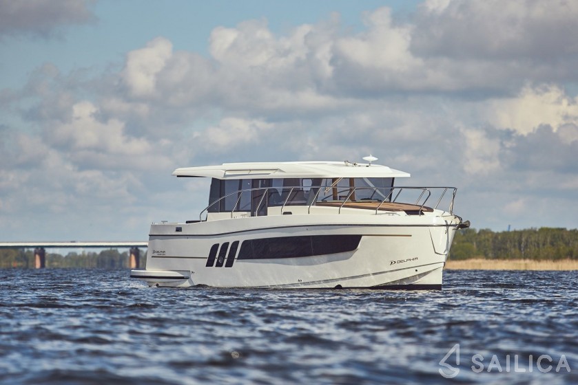 Delphia Escape 1150 - Yacht Charter Sailica