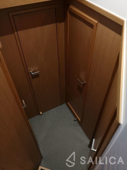 Delphia Escape 1150 - Yacht Charter Sailica