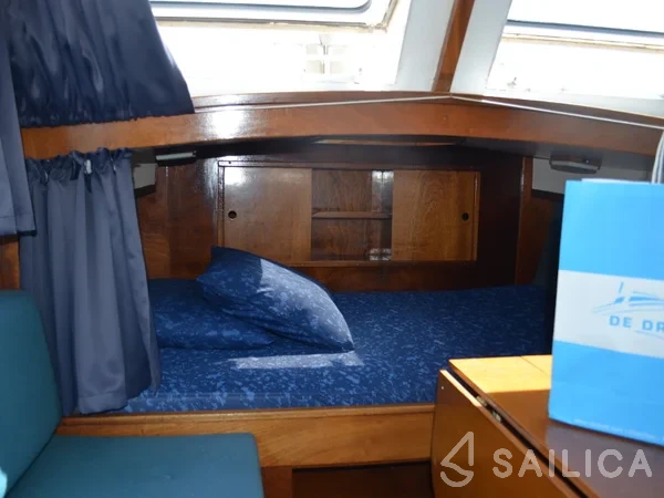 De Drait Doerak 850 OK - Yacht Charter Sailica