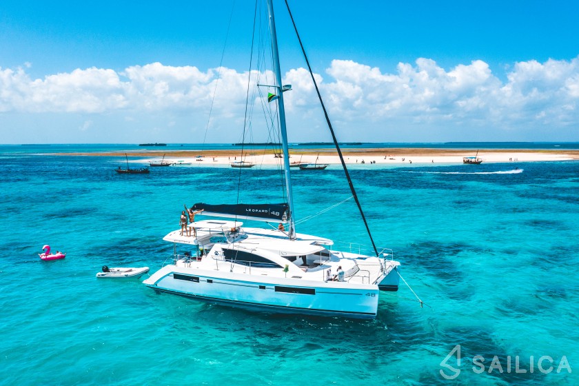 Leopard 48 - Yacht Charter Sailica