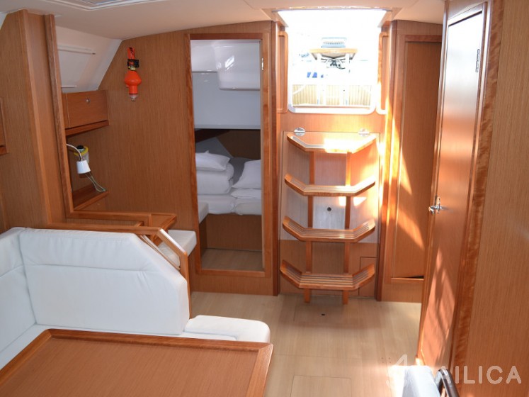 Bavaria 40 Cruiser - Yacht Charter Sailica