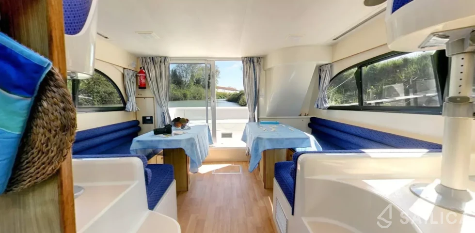 Le Boat Elegance - Yacht Charter Sailica
