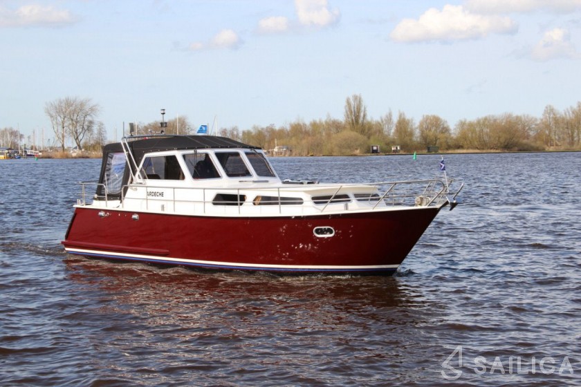 Valkkruiser Sport 1000 - Yacht Charter Sailica