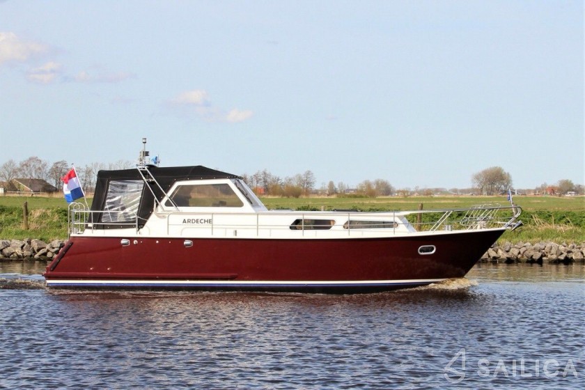 Valkkruiser Sport 1000 - Yacht Charter Sailica