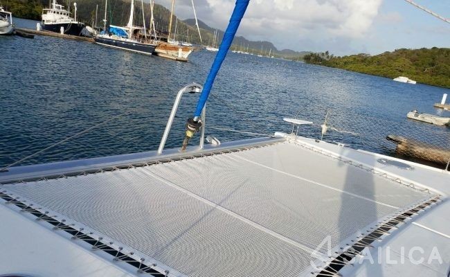 Salina 48 - Yacht Charter Sailica