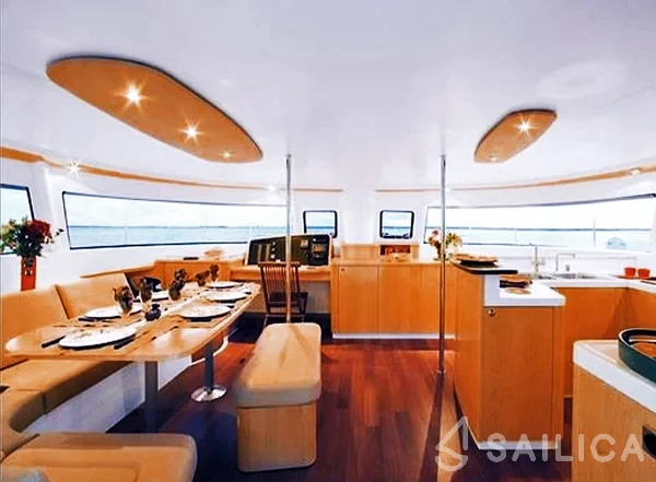Salina 48 - Yacht Charter Sailica