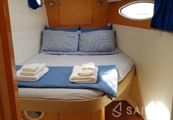 Salina 48 - Yacht Charter Sailica
