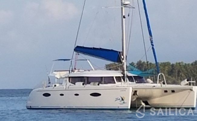 Salina 48 - Yacht Charter Sailica