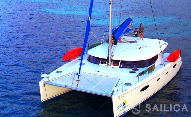 Salina 48 - Yacht Charter Sailica