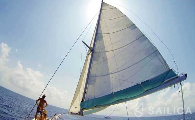 Nautitech 40 open NEW - 4 + 2 cab. - Yacht Charter Sailica