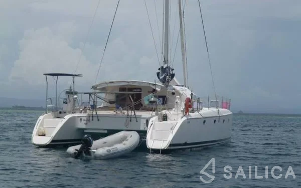 Nautitech 44 - Yacht Charter Sailica