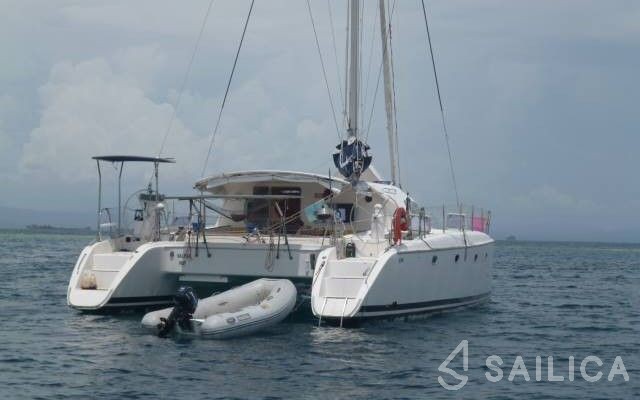 Nautitech 44 - Yacht Charter Sailica