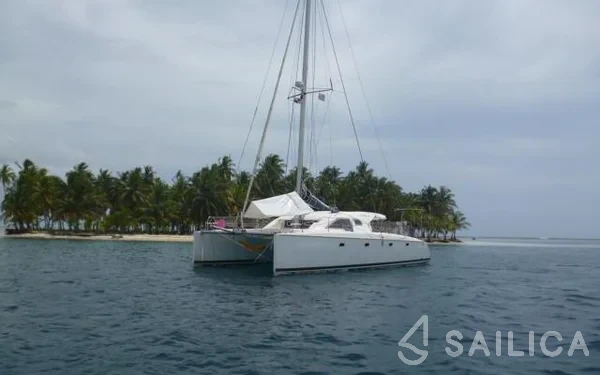 Nautitech 44 - Yacht Charter Sailica