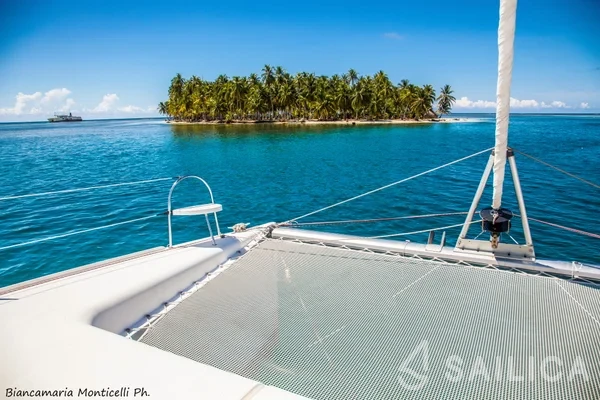 Nautitech 44 - Yacht Charter Sailica