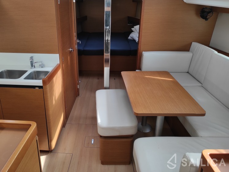 Sun Odyssey 440 - Yacht Charter Sailica