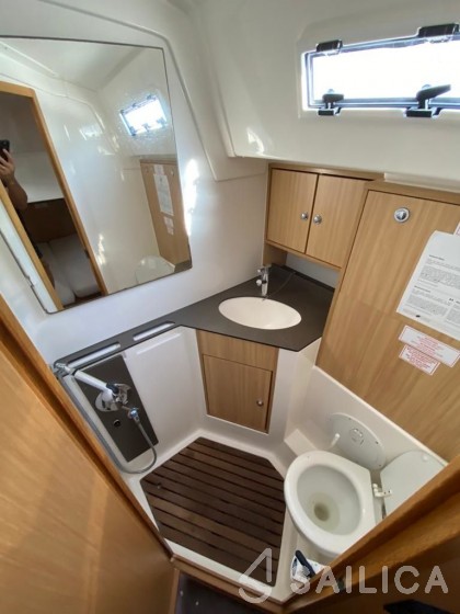 Bavaria 45 - Yacht Charter Sailica