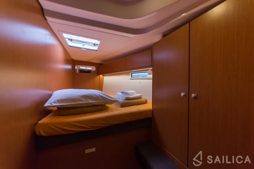 Bavaria 51 Cruiser - Yacht Charter Sailica