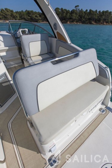 Bayliner Ciera 8 - Yacht Charter Sailica