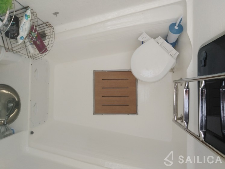 Nautitech 46 Fly - Yacht Charter Sailica