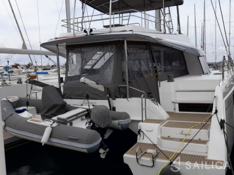 Nautitech 46 Fly - Yacht Charter Sailica