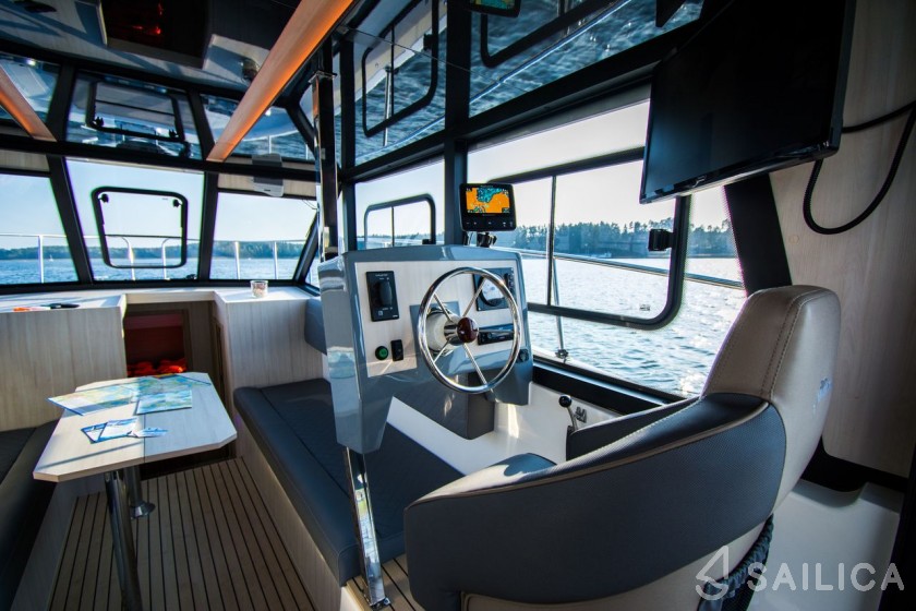 Futura 40 Grand Horizon - Yacht Charter Sailica