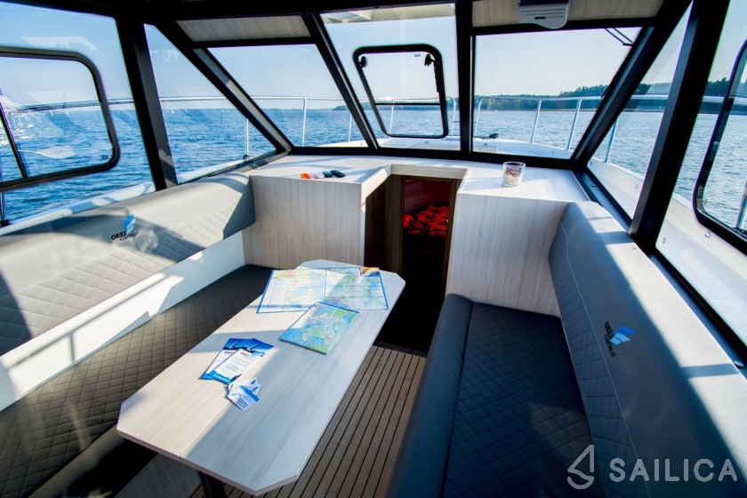 Futura 40 Grand Horizon - Yacht Charter Sailica