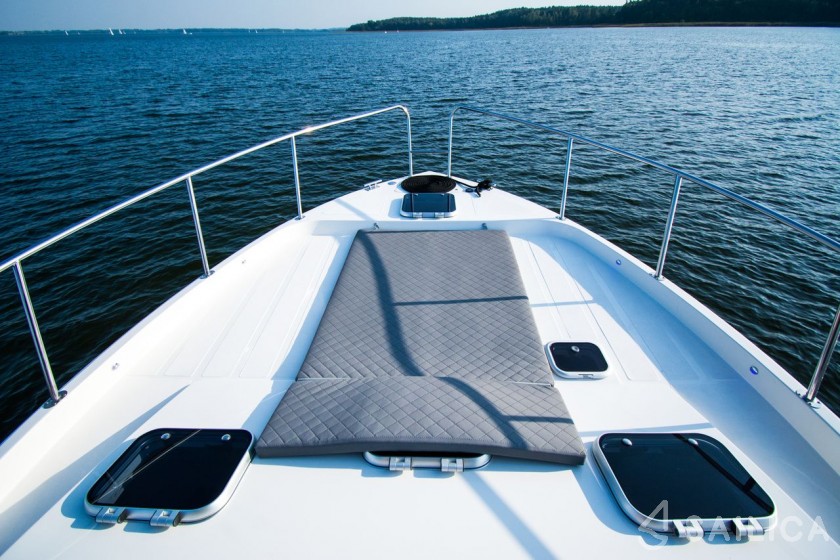 Futura 40 Grand Horizon - Yacht Charter Sailica