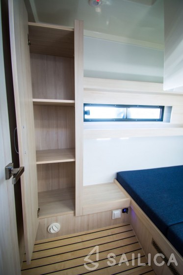 Futura 40 Grand Horizon - Yacht Charter Sailica